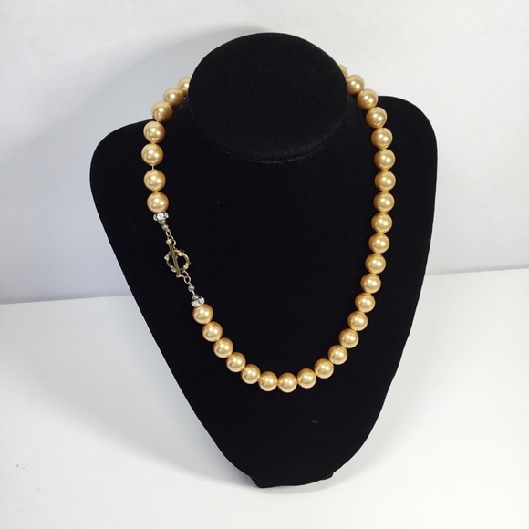 Gold Faux Pearl Chocker Necklace 10 mm pearls 16" - Picture 6 of 7